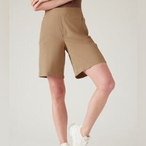 Athleta Tan Women's Bermuda Shorts